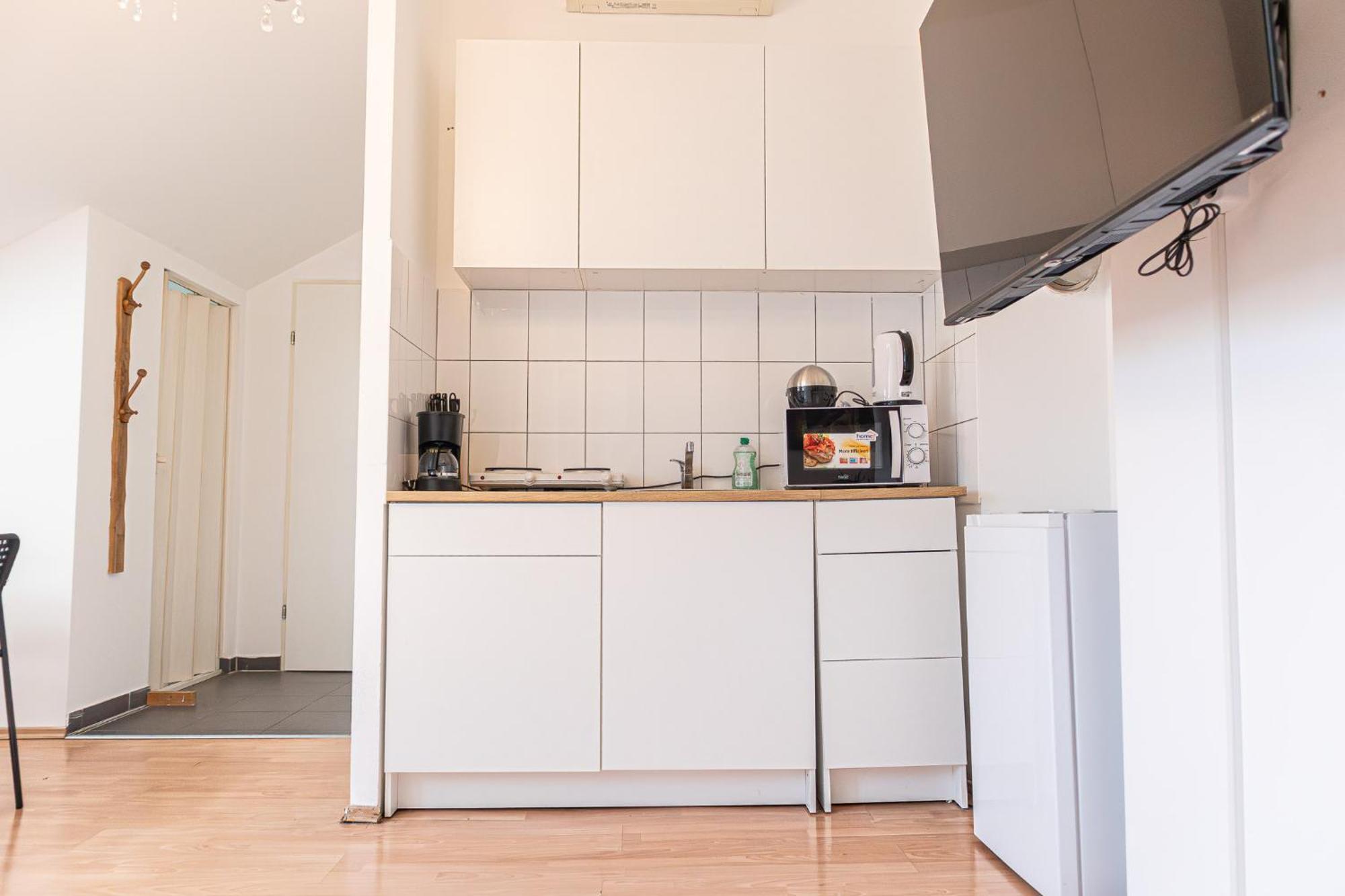 Spacious 2br Great Location - Near Schoenbrunn * Wenen