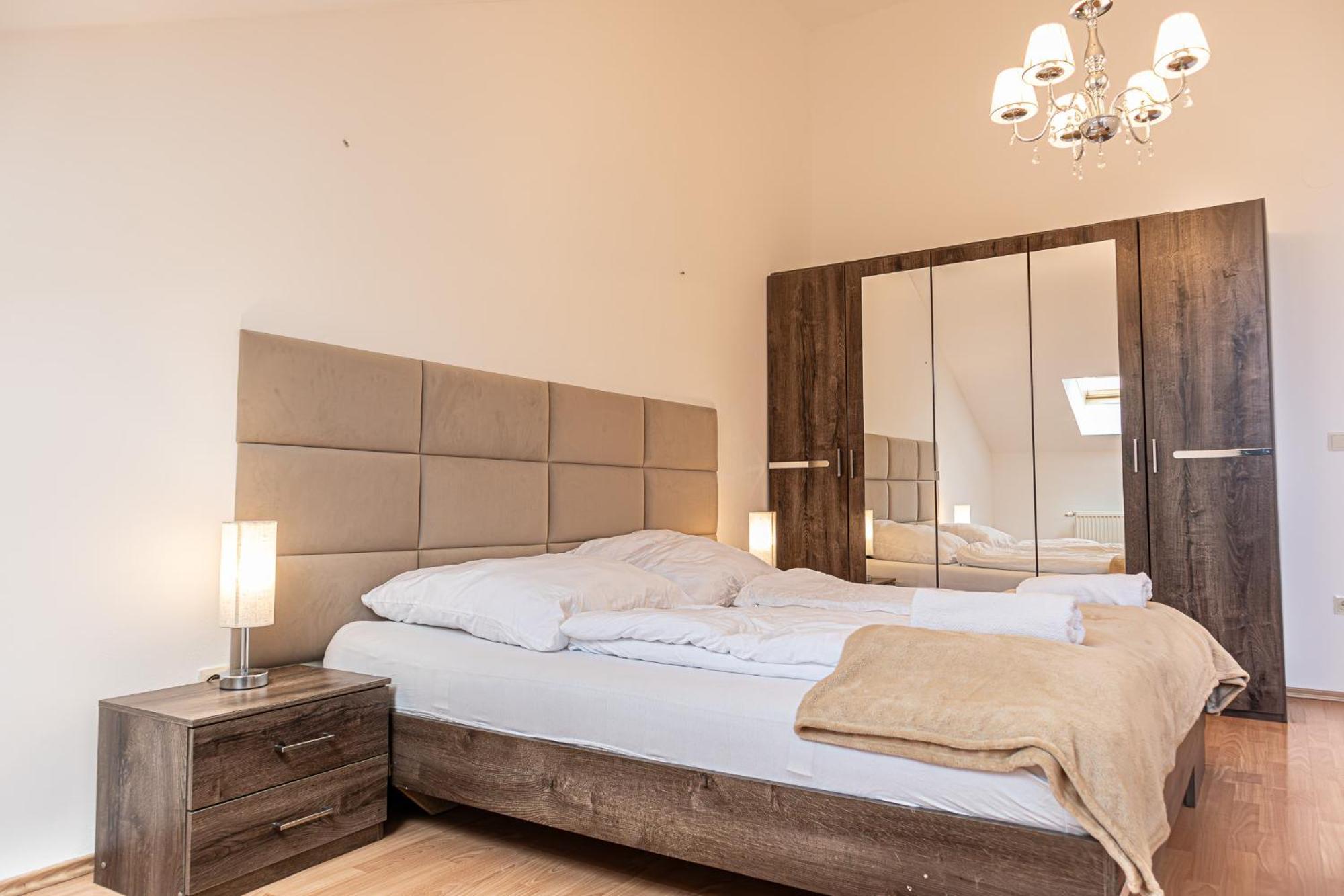Spacious 2br Great Location - Near Schoenbrunn * Wenen